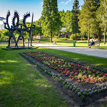 Centrum Zdroj, Sun & Snow * كرينيتسا زدروي